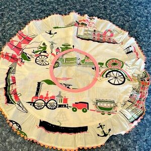Vintage cloth casserole carrier- cream&pink.  Featuring fire trucks, trains, etc